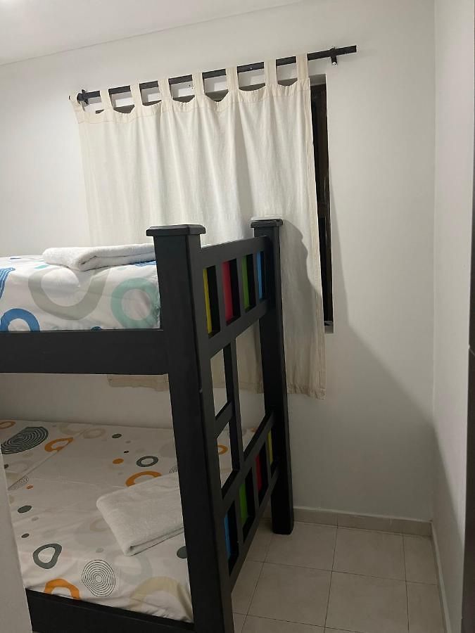 Familiar. Apartment *