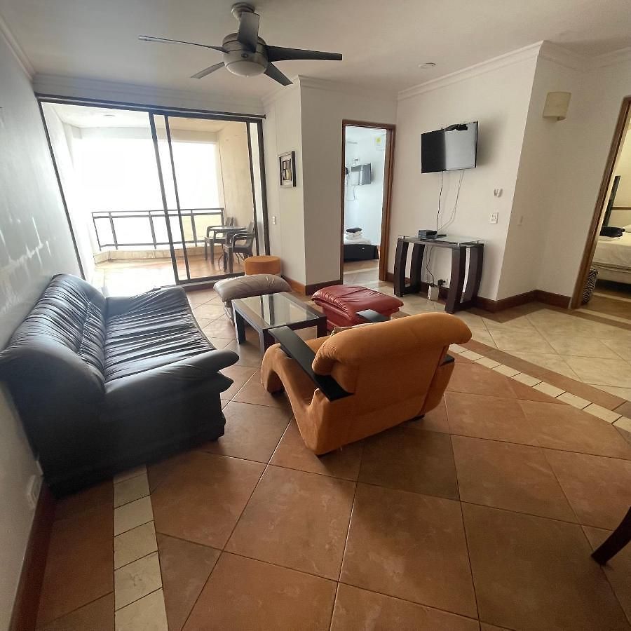 Familiar. Apartment