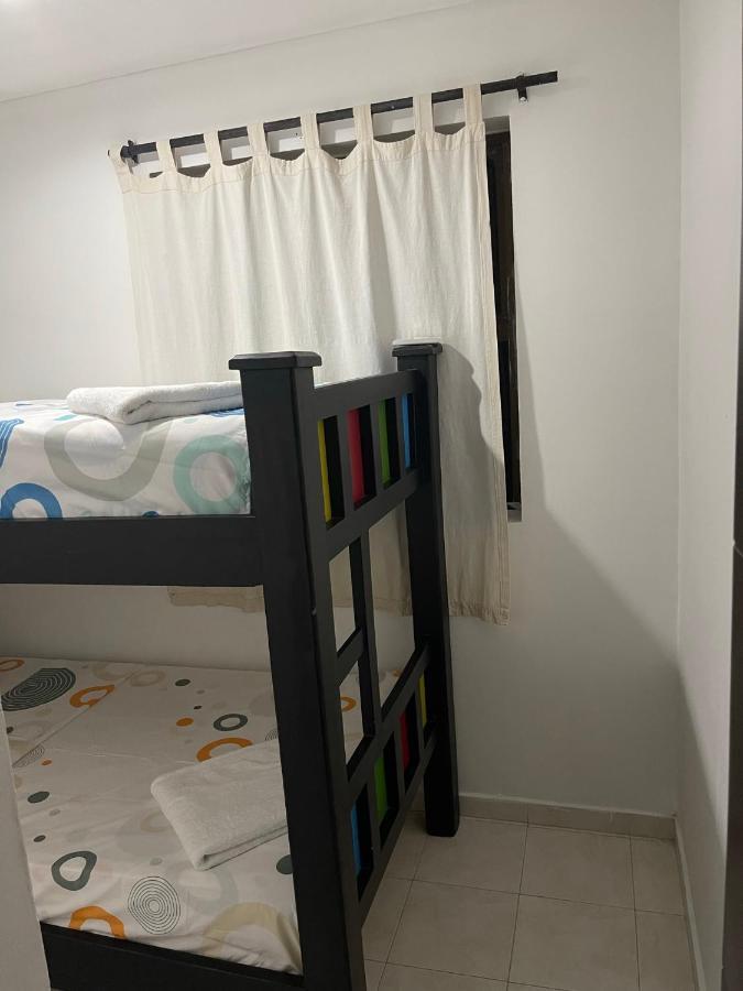 Familiar. Apartamento *